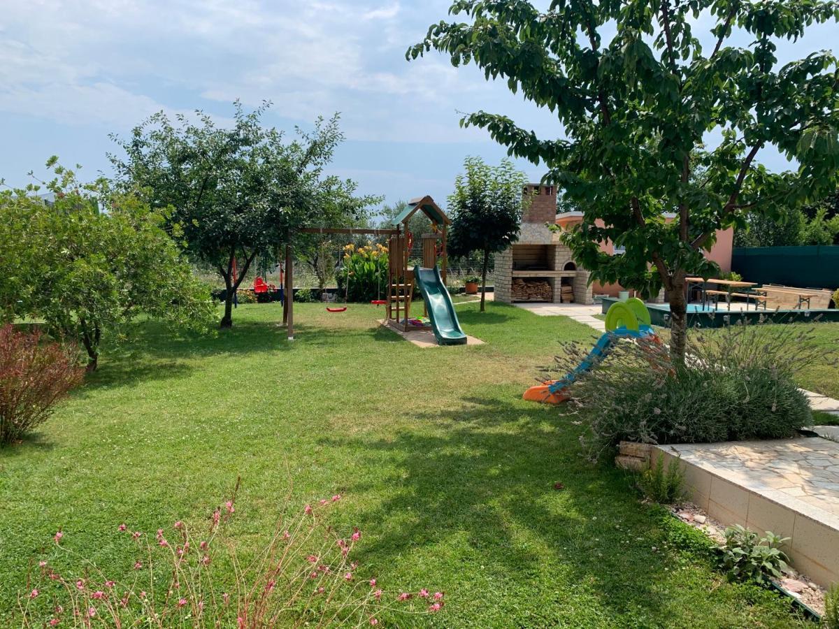 Apartments Rosa Умаг Экстерьер фото
