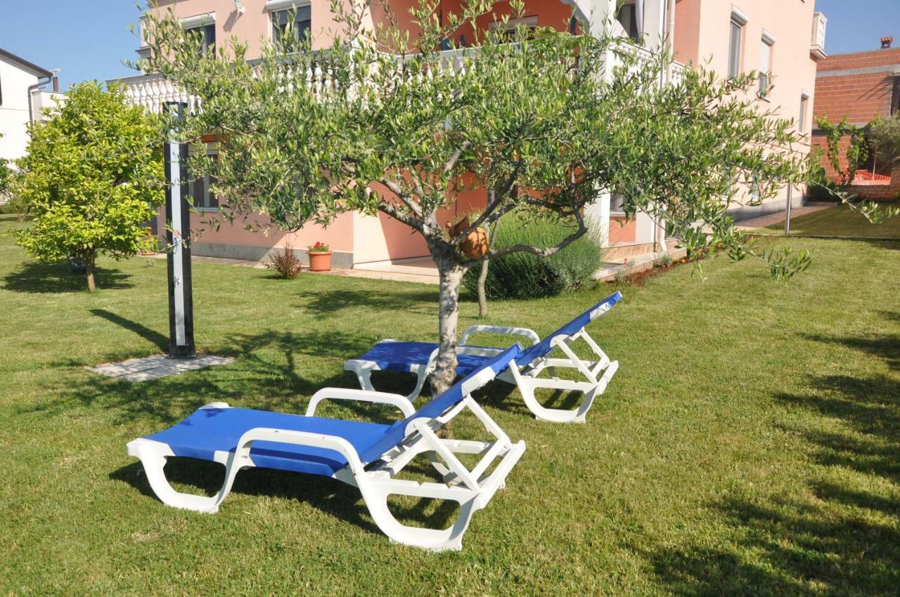 Apartments Rosa Умаг Экстерьер фото