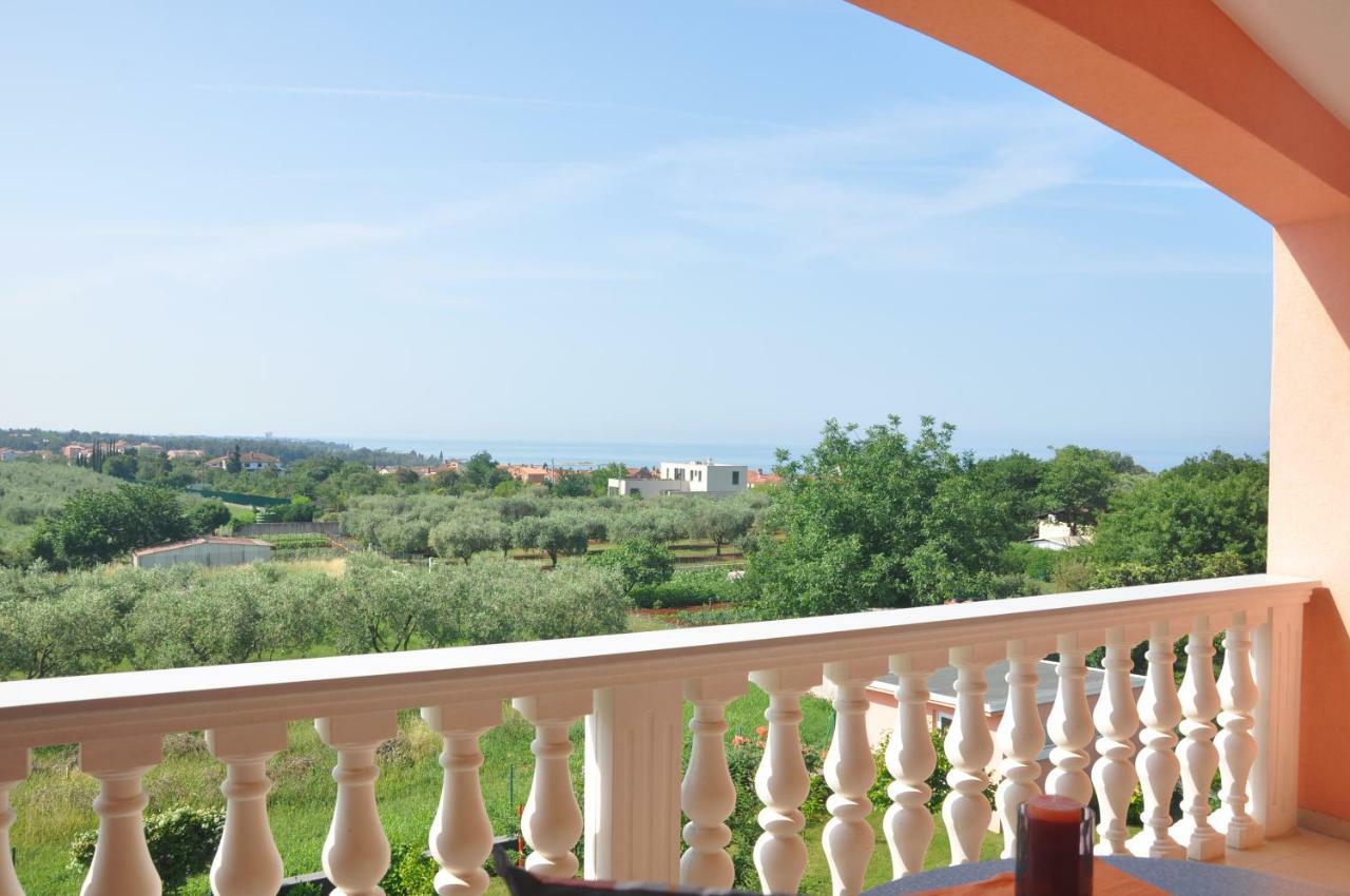 Apartments Rosa Умаг Экстерьер фото
