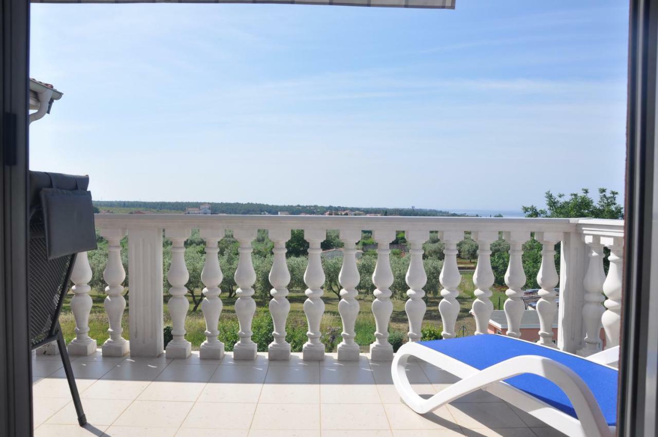 Apartments Rosa Умаг Экстерьер фото