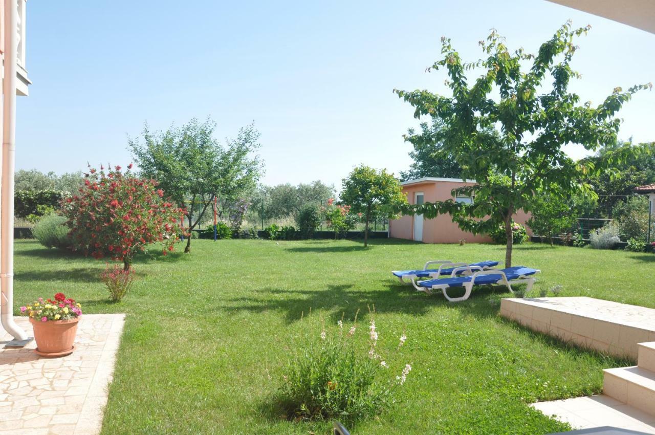 Apartments Rosa Умаг Экстерьер фото