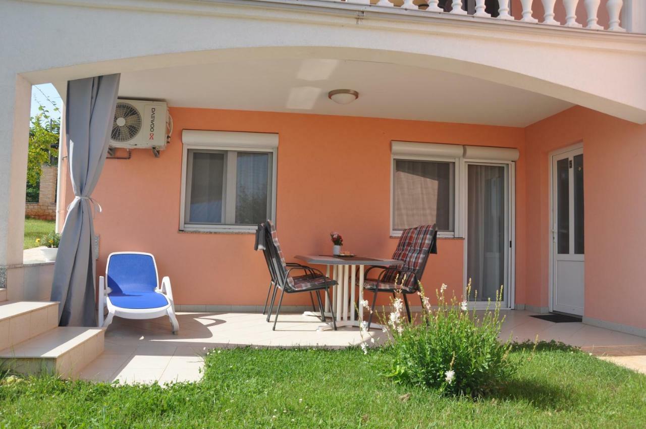 Apartments Rosa Умаг Экстерьер фото